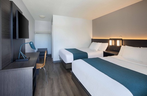 Woodland Hotel | Motel 6 Woodland, CA – Sacramento Airport