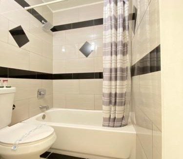 Vallejo Hotel | Motel 7 - Near Six Flags, Vallejo - Napa Valley