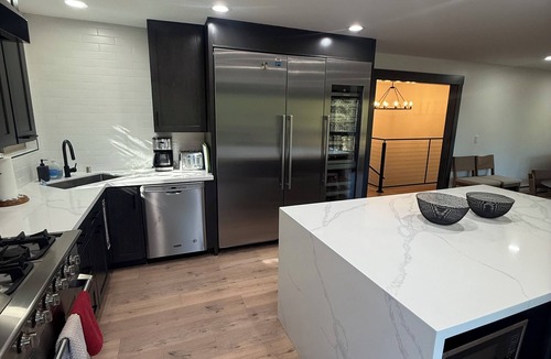 Tahoe Island House | Mountain Gem, large house perfect for families. Vhr# 332780