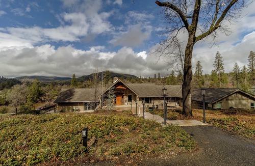North Fork House | Mountain Refuge.
