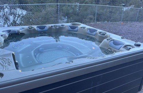 Oak Knoll Village House | Mountain View, 5-BR Estate-Jacuzzi-Game Room, <8 Min DT-Private Forested
