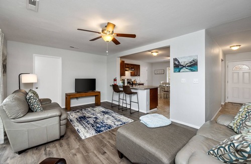 Prescott Cottage | Mountain View Getaway