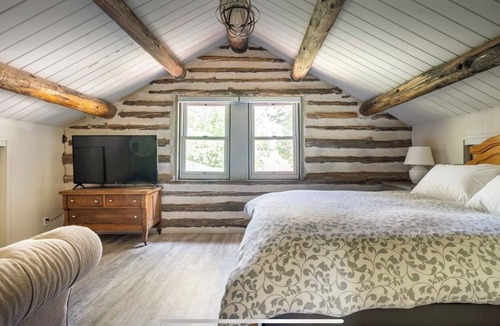 Kernville Other | Mountain View: River flowing past hot tub overlooking horse meadows
