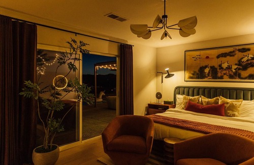 Ahwahnee House | Mountains & Moon – Wellness Elevated: Pool, Nordic Spa, Private Gym, Views