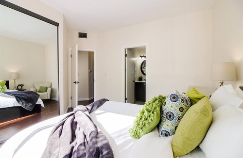 Carmine - Parkmont House | MR1: Fantastic San Jose 3 bdrm