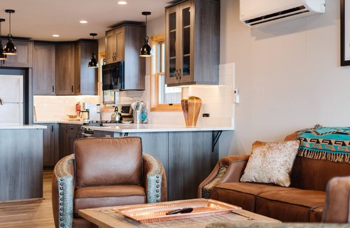 Jerome House | Mrs. Garcia's Bungalow W/Captivating Views