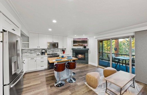 Century West Condo | MT. BACHELOR VILLAGE RESORT- Unique, Modern 1b/1ba condo. Ideal location!