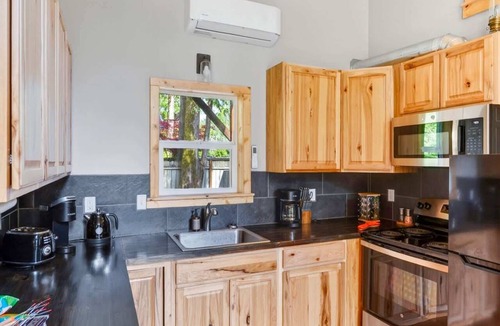 Marmot Cabin | Mt Hood Cabin, Hot Tub, Fire Pit, Dog-Friendly