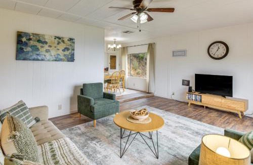 Coulterville House | Mtn-View Coulter Escape w/Rustic Tree Lookout