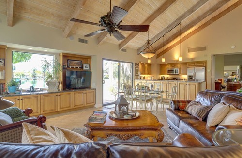 Rancho Mirage Condo | Mtn-View Rancho Mirage Condo w/Lakefront Patio