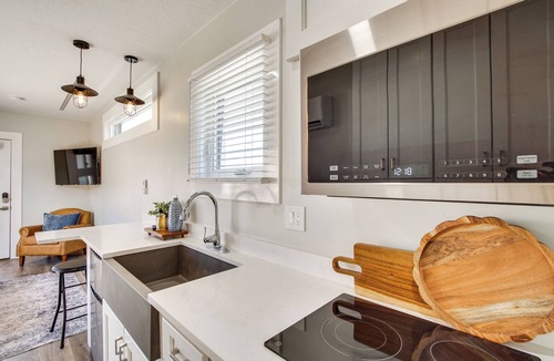 Cedar City Cottage | Mtn Views! Reimagined Container Home in Cedar City