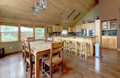 Truckee House | Muhlebach Family Retreat - A Luxury Mountain Getaway