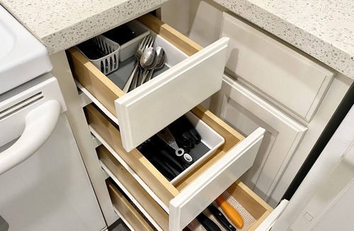 Downtown Condo | Mysuitescape at Villa Borgatta