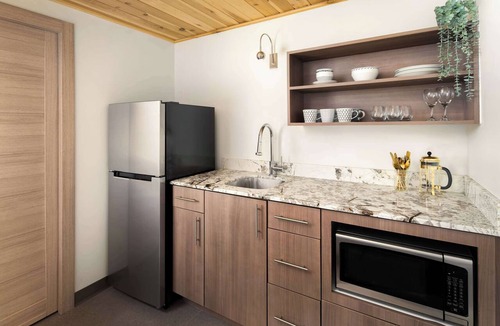 Zion National Park South Entrance Apartment | Nama-Stay Suite 1, King, 5 Min to Zion NP