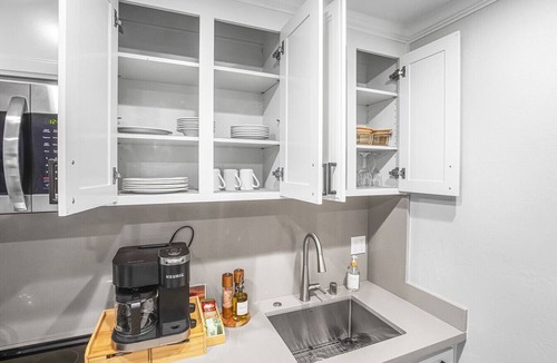 Vichy Springs Condo | Napa Escape, Patio, Washer/Dryer, 10 MIN 2 DT Napa
