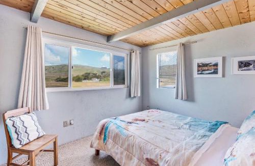 Salmon Creek House | Nature Lover's Paradise Just Steps to Beach and Dogs Are Welome
