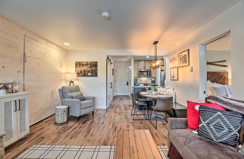 Bend House | 'Nature Retreat' at Seventh Mountain Resort!