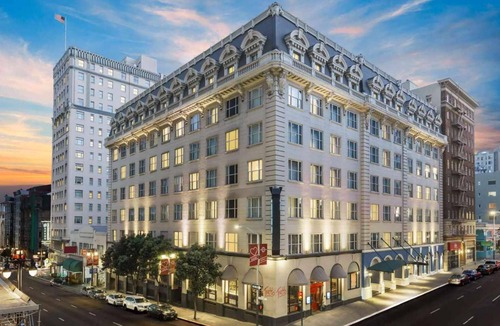Theater District Hotel | Near Chinatown | Bar + Fitness + Valet Parking