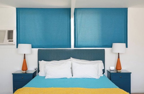 Desert Park Estates Hotel | Near DT Palm Springs | King Studio at Monkey Tree