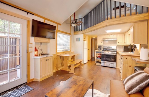 Lake Almanor Peninsula Cabin | Near Lake Almanor & Golf: Cozy Cabin!