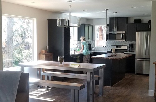 Sugarloaf House | Near New! Custom Home. Minutes from lake & ski resorts