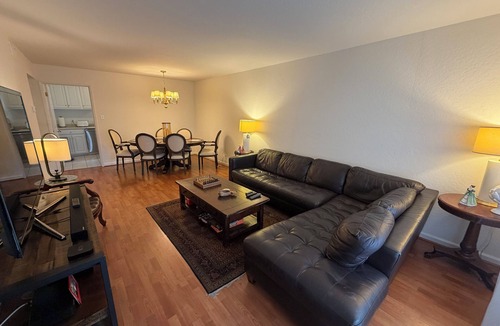 Sharon Heights Condo | Near Stanford, 1 Bedroom, Wi-fi, Free Parking, Pool access, Private Patio