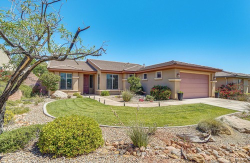 Washington House | Near Zion! Extended Desert Retreat w/Pool Access
