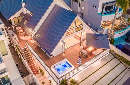 Leucadia House | Neptune Ocean View Masterpiece