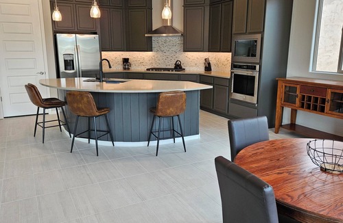 Festival Ranch House | New 2-bedroom house in 55+ community provides leisure living and mountain views.