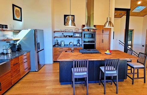 Sea Ranch House | NEW 3BR/3Bath Ocean Views 2-min walk to Bluff Trail Close to Town