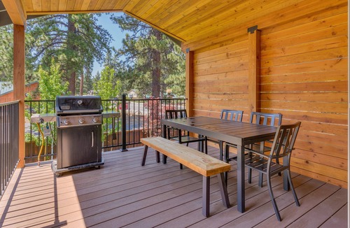 Y Area House | NEW! AC, Hot Tub, Grill, Newly Built, Open Floor Plan, Wifi, 4 of 6 – Emerald Bay Retreat