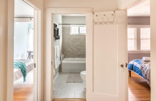 Riverside House | NEW Beautiful Riverside cottage 2 BEDROOM HOME