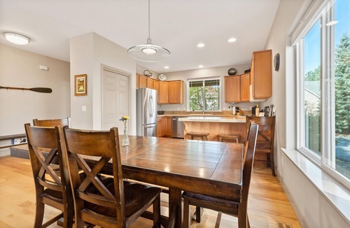 Westbrook Meadows House | New! Charming West Bend Home | Hot Tub | Near Mt. Bachelor