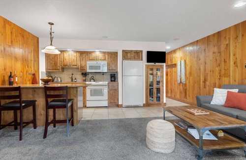 Century West Condo | New! Cozy Condo | Hot Tub - Pool | Steps to River Trail