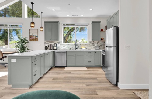 Paso Robles House | *NEW* Downtown Paso: The Treetop Getaway