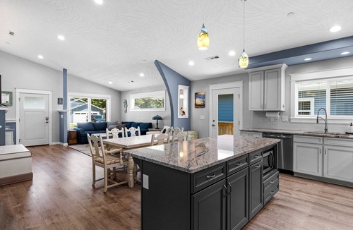 Crescent City North House | New home in a Quiet Cul-De-Sac near Ocean and State Park