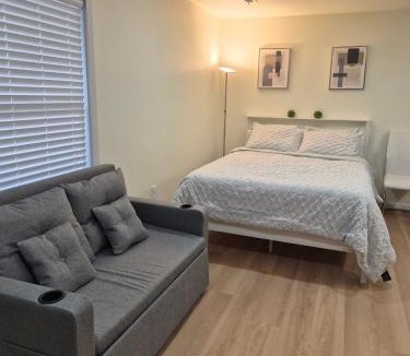Paine Field-Lake Stickney House | New Modern Studio Near Paine field