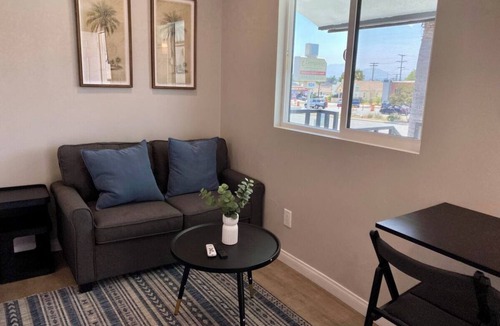 El Cajon Apartment | New Remodeled Upstairs Apartment Central El Cajon with AC