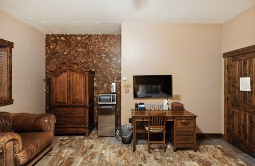 Hildale Cabin | NEW! Room 12 - Gooseberry Mesa by Zion Cliff Lodge