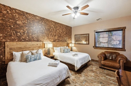 Hildale Cabin | NEW! Room 12 - Gooseberry Mesa by Zion Cliff Lodge