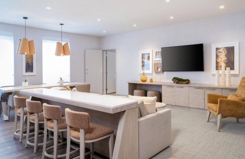 Newhall House | Newest hotel near San Jose Airport and Levi's Stadium