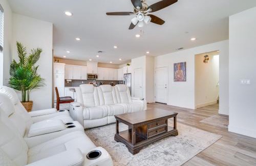 Tracy House | Newly Built Tracy Home w/Backyard + Pool Access!