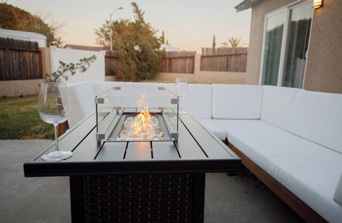 Mira Mesa House | Newly-furnished family-friendly house with convenient amenities for your stay.