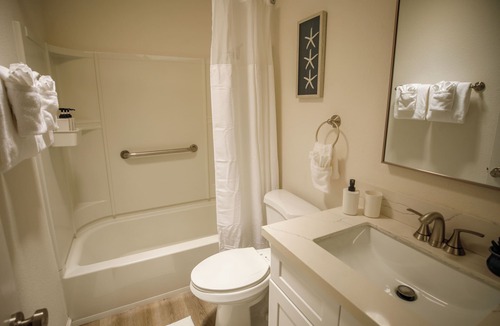Mira Mesa House | Newly-furnished family-friendly house with convenient amenities for your stay.