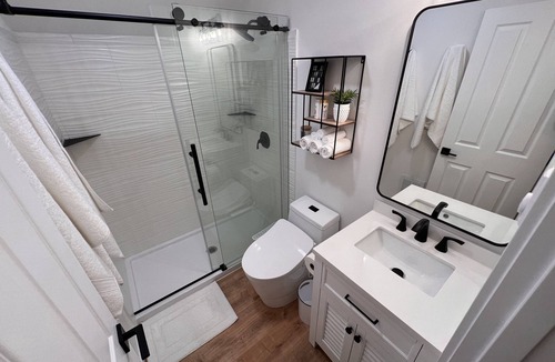 Boyd Acres Apartment | Newly Remodeled and Pet Friendly Private Studio