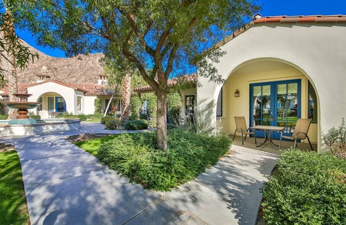 La Quinta Condo | Newly Remodeled Deluxe King Casita, Pet Friendly - (H90-B)