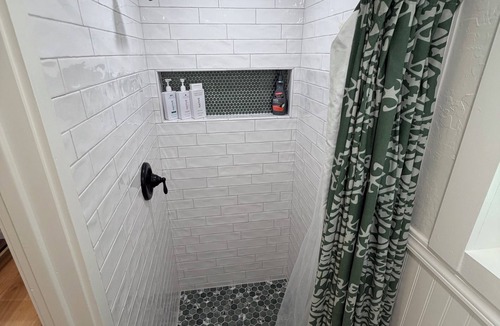 Lodi Apartment | Newly Remodeled! Destination Downtown Lodi Cabana