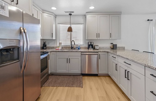 La Verkin House | Newly Remodeled Home Near Zion - Wifi - Self Checkin/Out - Outdoor Grill