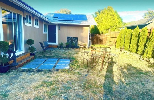 Kelseyville House | Newly remodeled inside/out, walking distance downtown