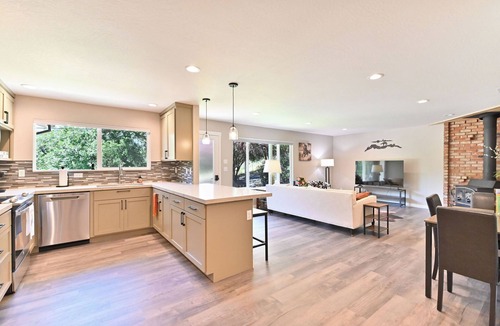 Altaville House | Newly remodeled three bed two bathon quiet dead end street.